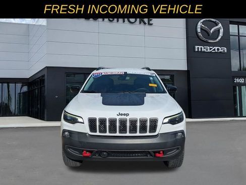 Used 2022 Jeep Cherokee Trailhawk w/ Sound & Nav Group AWD/4WD image 8