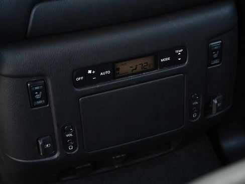 Used 2018 INFINITI QX80 2WD w/ Driver Assistance Package image 35