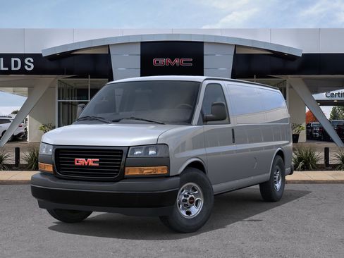 New 2026 GMC Savana 2500 image 6
