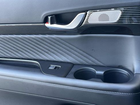 Used 2025 Hyundai Palisade Calligraphy image 17