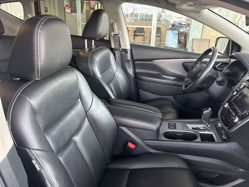Used 2024 Nissan Murano SV image 35