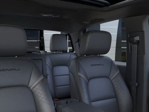 New 2026 GMC Canyon Denali w/ LPO, Denali Black Edition AWD/4WD image 24