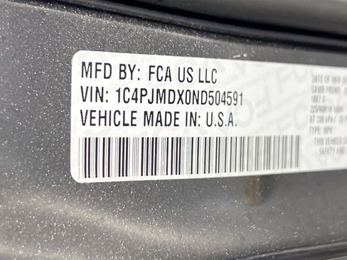 Used 2022 Jeep Cherokee Limited AWD/4WD image 30