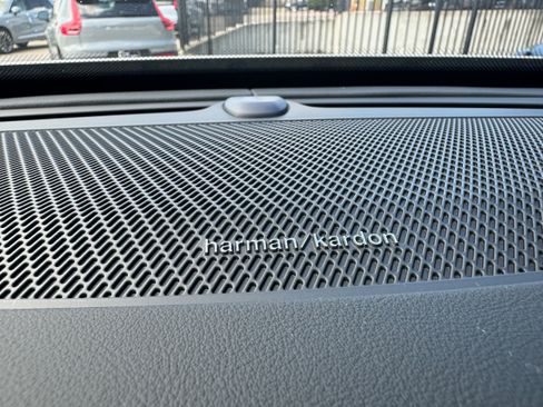 New 2026 Volvo XC90 B5 Plus image 15