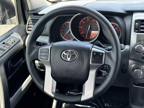 Used 2011 Toyota 4Runner SR5 w/ Convenience Pkg RWD image 10