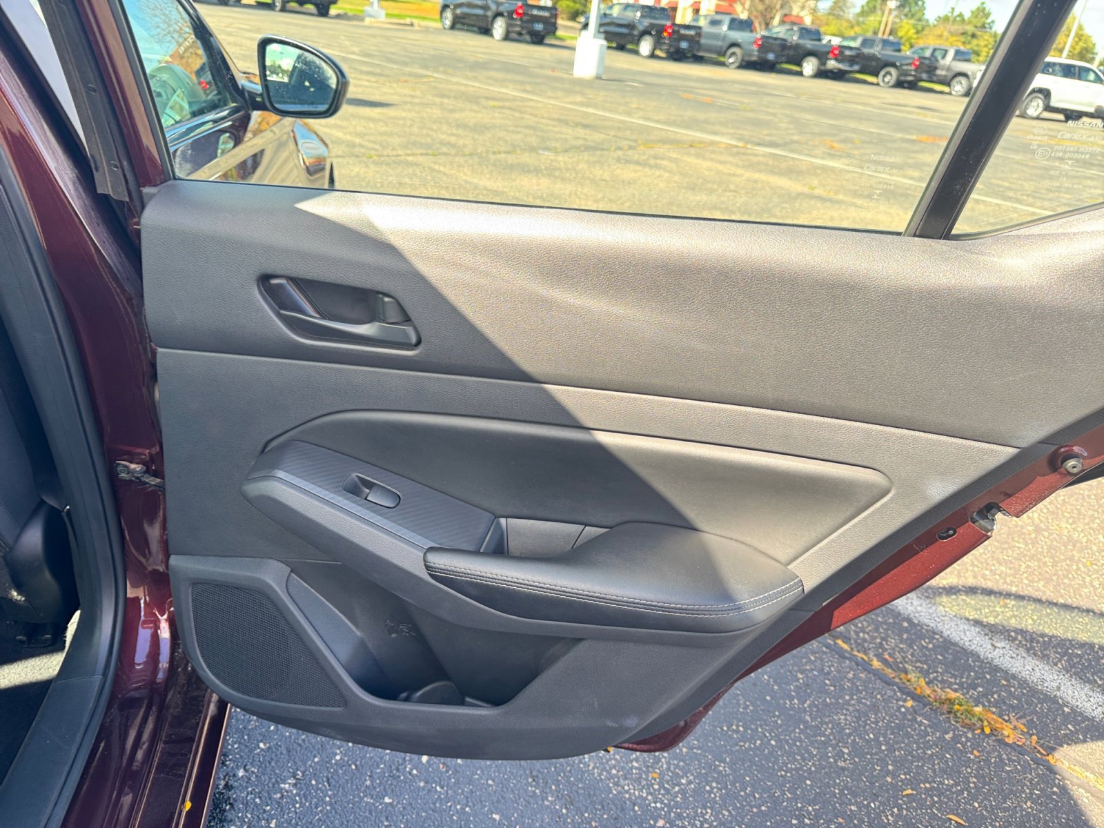 Used 2025 Nissan Altima 2.5 SV FWD image 32
