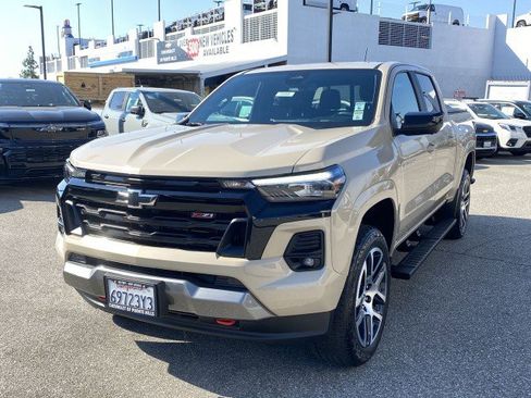 Used 2024 Chevrolet Colorado Z71 w/ Z71 Convenience Package 2 image 1