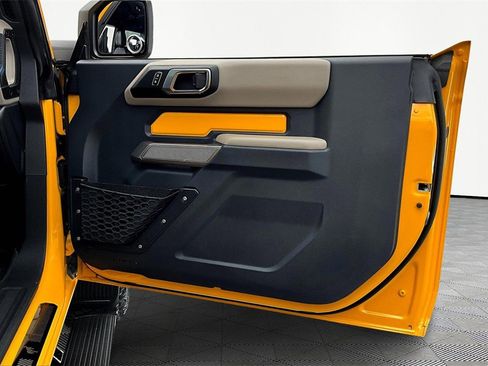 Used 2021 Ford Bronco Wildtrak image 24