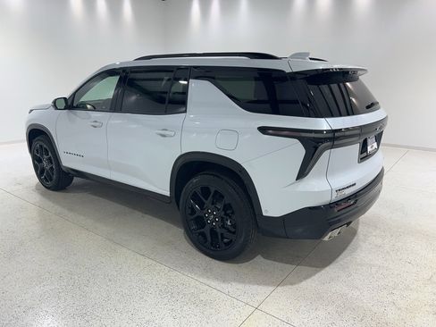 New 2026 Chevrolet Traverse RS image 3