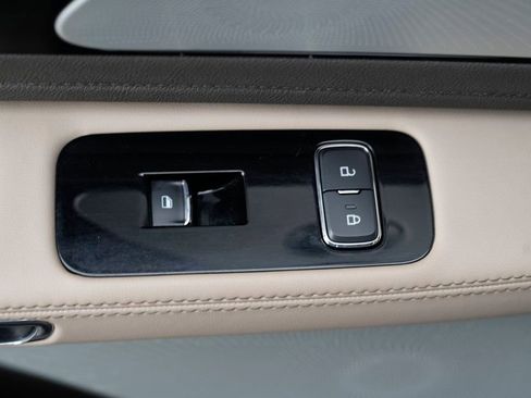 Used 2023 Lincoln Aviator Reserve w/ Equipment Group 201A image 32