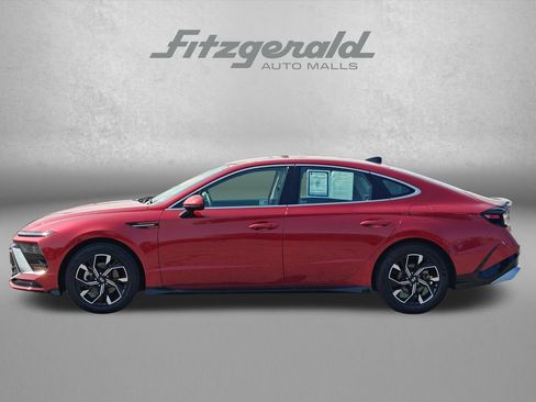 Used 2025 Hyundai Sonata SEL FWD image 4
