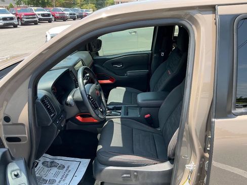 Used 2022 Nissan Frontier Pro-X w/ Technology Package RWD image 16