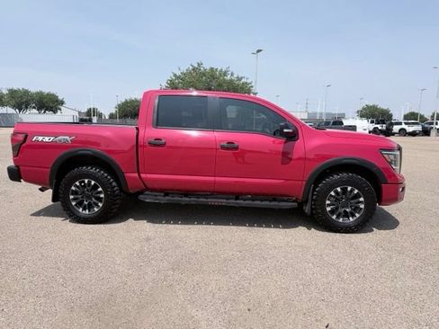 Used 2024 Nissan Titan PRO-4X w/ Pro-4x Convenience Package AWD/4WD image 5