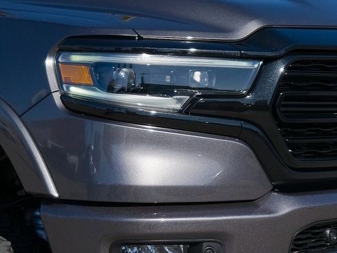Used 2022 RAM 1500 Limited image 7