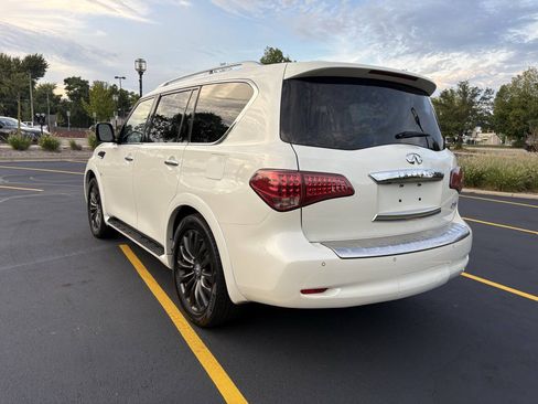 Used 2017 INFINITI QX80 4WD w/ Driver Assistance Package image 14