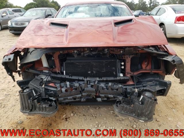 Used 2020 Dodge Challenger SXT w/ Blacktop Package RWD image 5