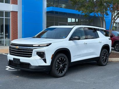 New 2026 Chevrolet Traverse LT w/ Sun and Wheel Package