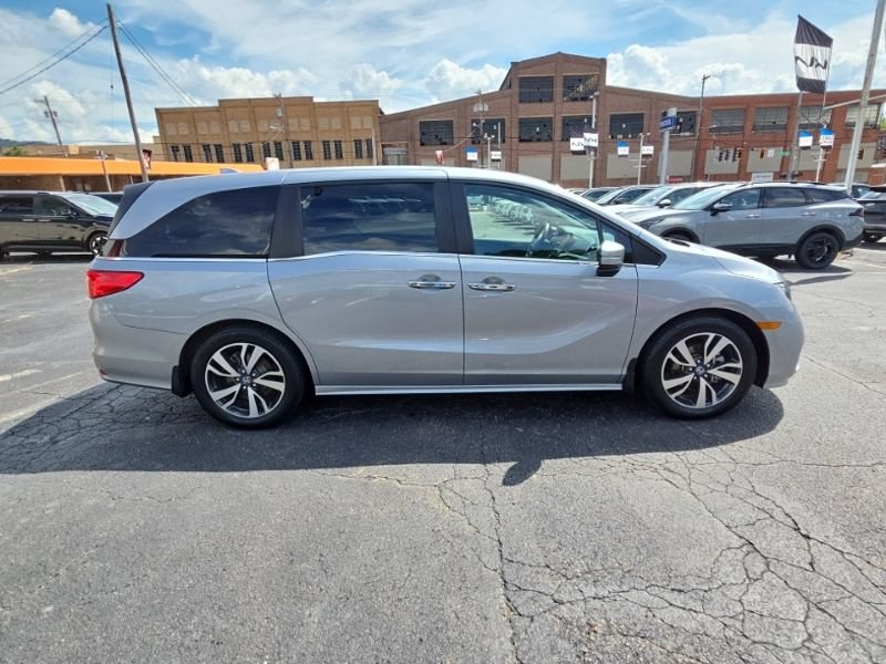 Used 2023 Honda Odyssey Touring image 8
