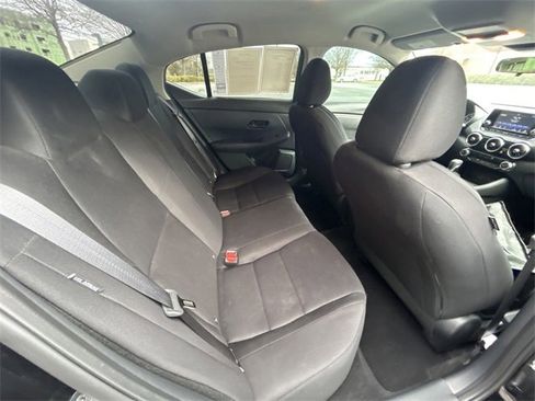 Used 2024 Nissan Sentra S image 18