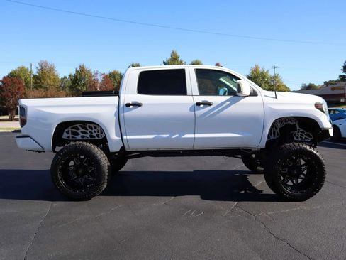 Used 2015 Toyota Tundra Limited image 18