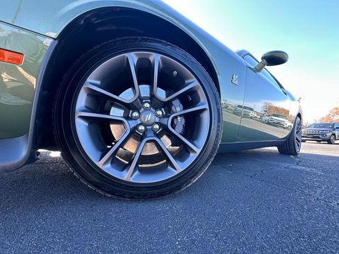 Used 2023 Dodge Challenger R/T Scat Pack w/ Scat Pack Stripe image 11