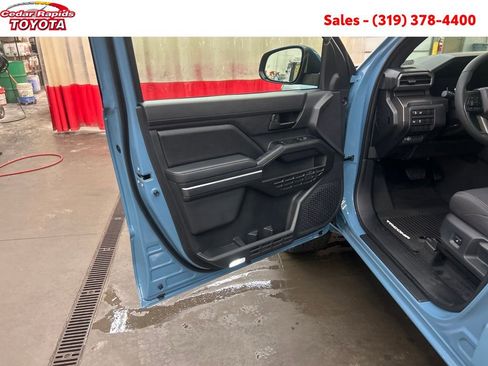 New 2026 Toyota Tacoma SR5 image 11