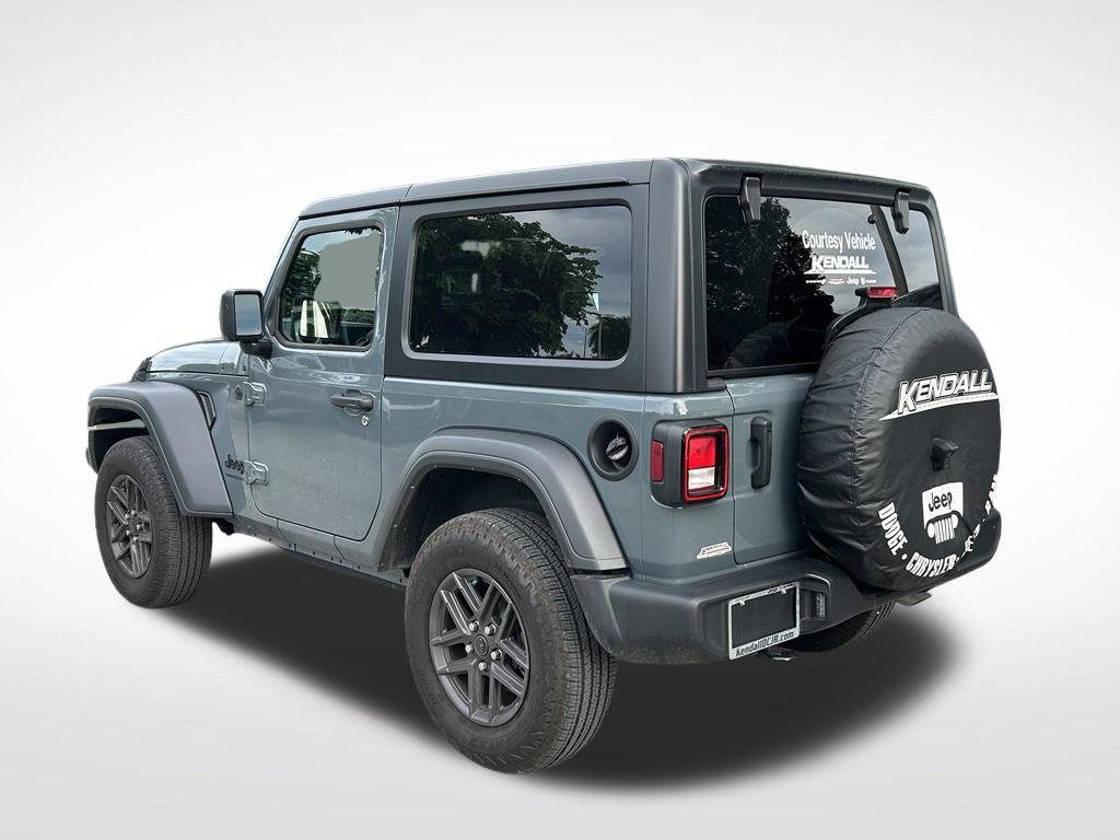 Certified 2025 Jeep Wrangler Sport AWD/4WD image 5