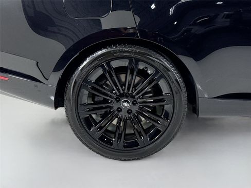 Used 2024 Land Rover Range Rover SE AWD/4WD image 33