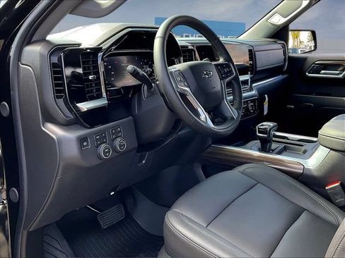 New 2026 Chevrolet Silverado 1500 LT Trail Boss w/ LT Trail Boss Premium Package AWD/4WD image 9