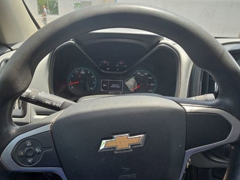 Used 2021 Chevrolet Colorado W/T w/ WT Convenience Package RWD image 17