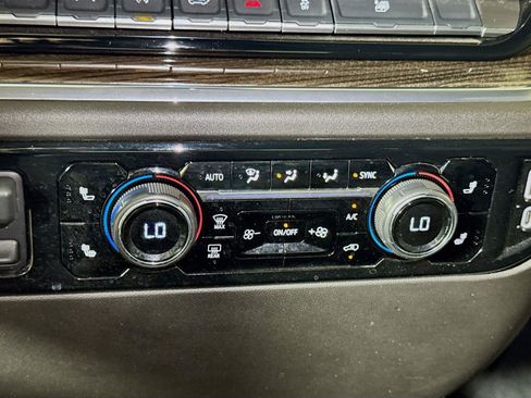 Certified 2025 Chevrolet Silverado 1500 LT RWD image 14