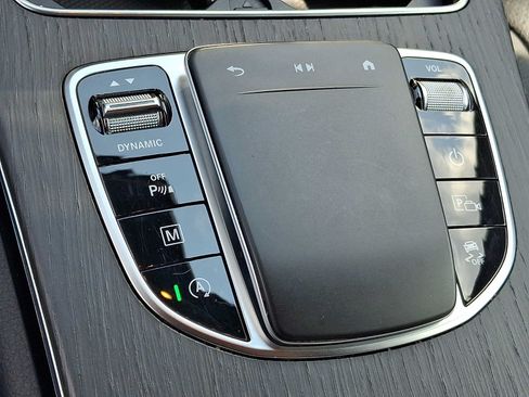 Used 2022 Mercedes-Benz GLC 300 4MATIC image 20