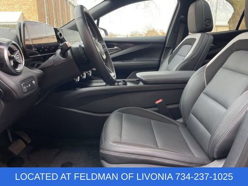 Used 2024 Chevrolet Blazer EV LT image 19