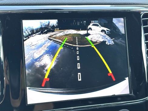 Used 2019 Jeep Grand Cherokee Altitude image 19