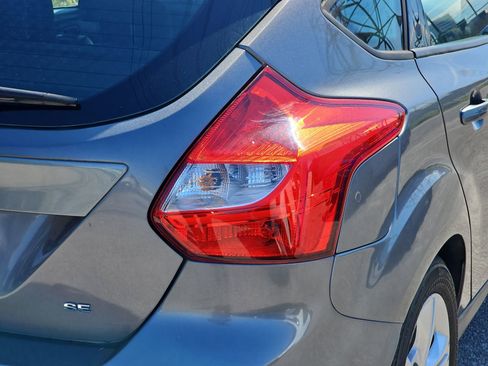 Used 2012 Ford Focus SE image 11