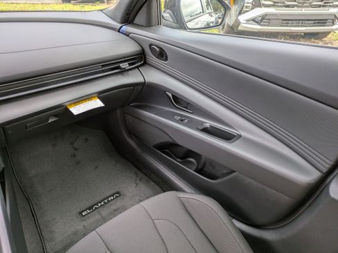 New 2026 Hyundai Elantra Sport image 17