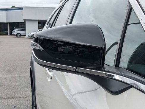 New 2023 Subaru Outback Premium image 10