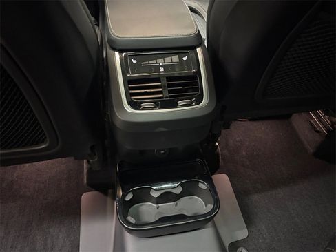 Certified 2023 Volvo XC90 B6 Ultimate image 32