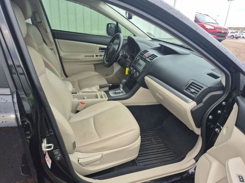 Used 2013 Subaru Crosstrek 2.0i Limited image 9