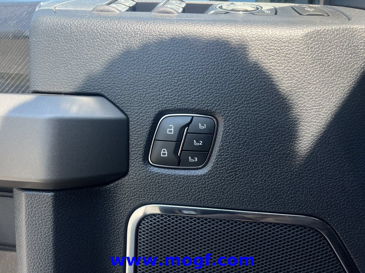 Used 2022 Ford F250 Platinum AWD/4WD image 21
