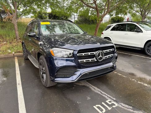 Used 2022 Mercedes-Benz GLS 450 4MATIC image 3
