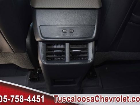 New 2026 Chevrolet Equinox LT w/ Convenience Package II FWD image 18