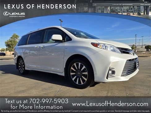 Used 2018 Toyota Sienna XLE w/ XLE Navigation Package image 1