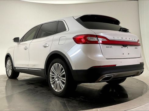 Used 2017 Lincoln MKX Reserve w/ Cargo Utility Package AWD/4WD image 3