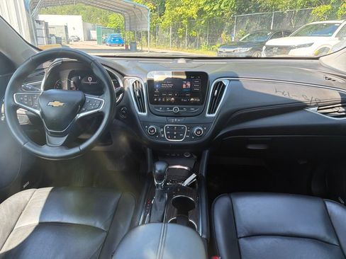 Used 2024 Chevrolet Malibu LT FWD image 17
