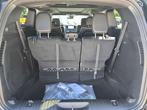 New 2027 Chrysler Pacifica Limited w/ S Appearance Package AWD/4WD image 13