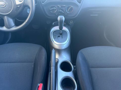 Used 2014 Nissan Juke S FWD image 10