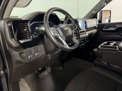 Used 2024 Chevrolet Silverado 3500 LT w/ Convenience Package image 20