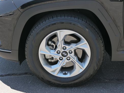 Certified 2022 Hyundai Tucson SEL w/ Cargo Package FWD image 10