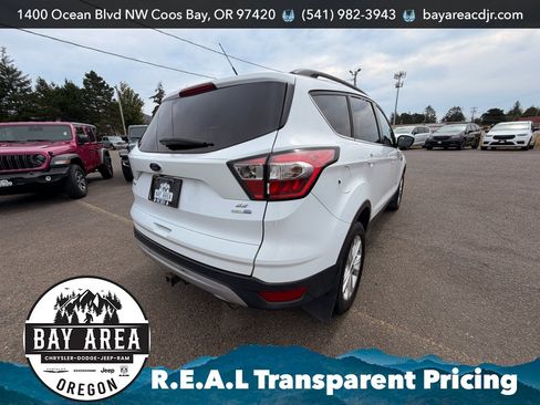 Used 2018 Ford Escape SE AWD/4WD image 6